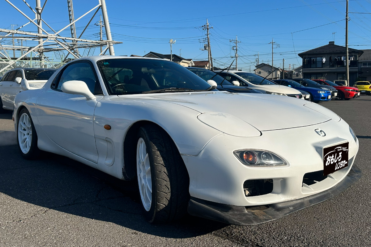 RX-7 typeRS〈1〉 / レンタカーならスポーツカーオープンカー専門