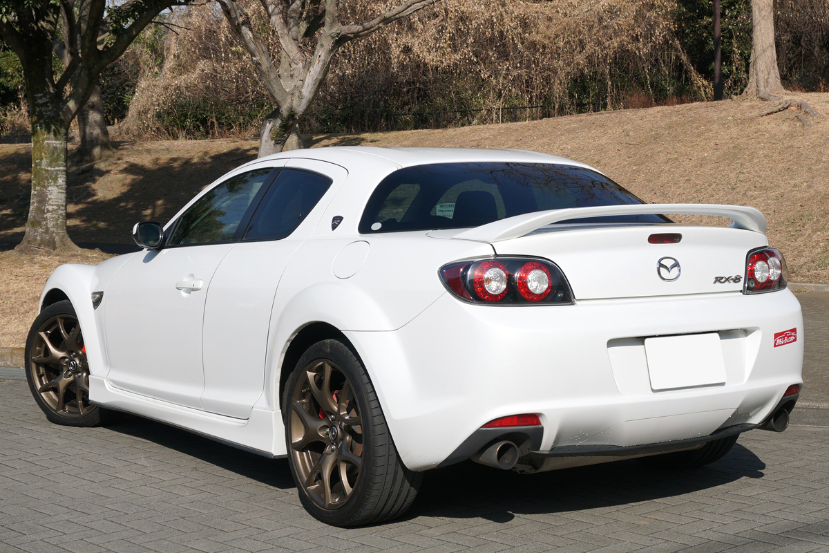 RX-8 SPIRIT R＜white＞ / Sports car open car specialized for 