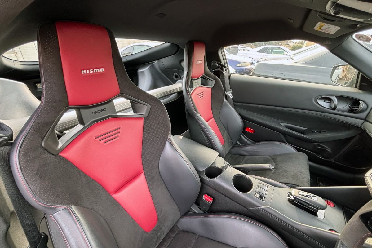 フェアレディZ ニスモ / レンタカーならスポーツカーオープンカー専門