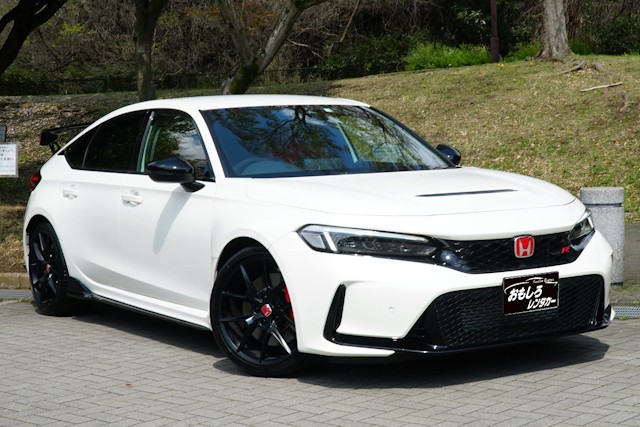 CIVIC typeR(FK8) ① / Sports car open car specialized for rental cars OMOSHIRO RENT-A-CAR
