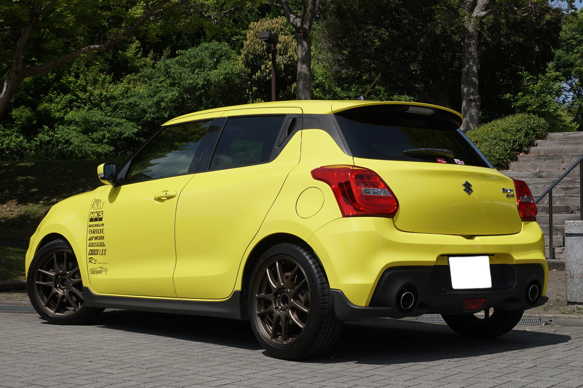 Swift Sport〈33S/Yellow〉 / Sports car open car specialized for rental cars  OMOSHIRO RENT-A-CAR