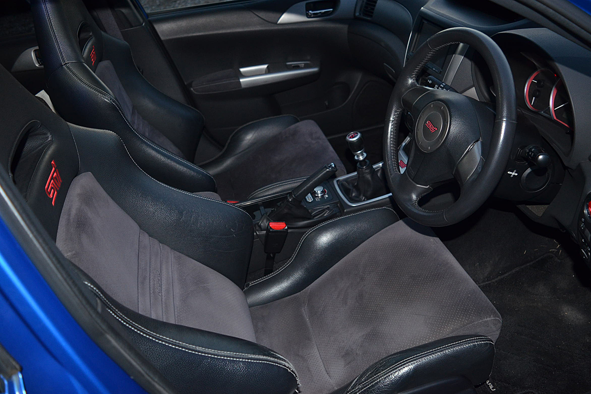 インプレッサ Wrx Sti 青 レンタカーならスポーツカーオープンカー専門 おもしろレンタカー インプレッサ Wrx Sti 青 レンタカーならスポーツカーオープンカー専門 おもしろレンタカー
